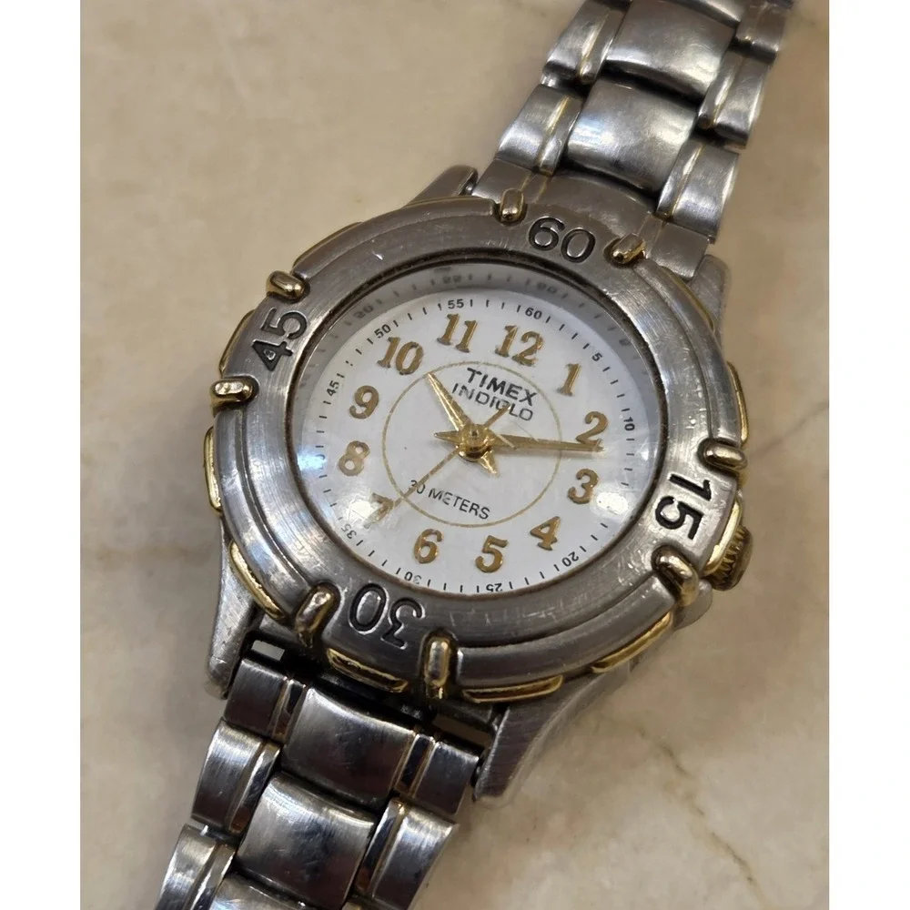 Vintage Timex Indiglo Womens Watch‎